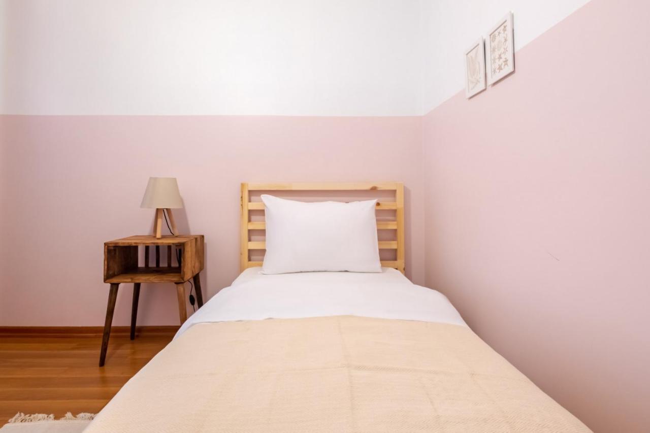 Ferienwohnung Comfy Flat Near Popular Attractions In Sisli Istanbul Exterior foto