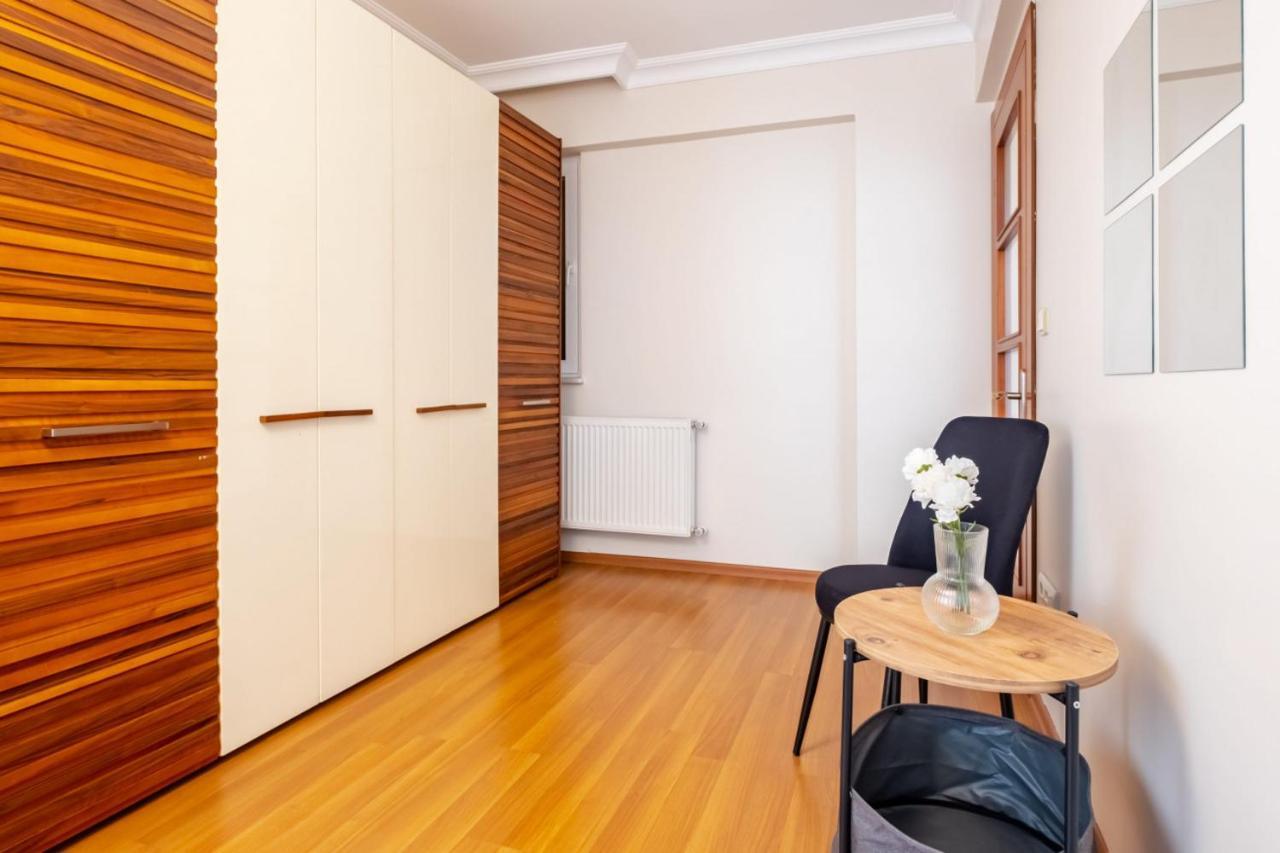 Ferienwohnung Comfy Flat Near Popular Attractions In Sisli Istanbul Exterior foto