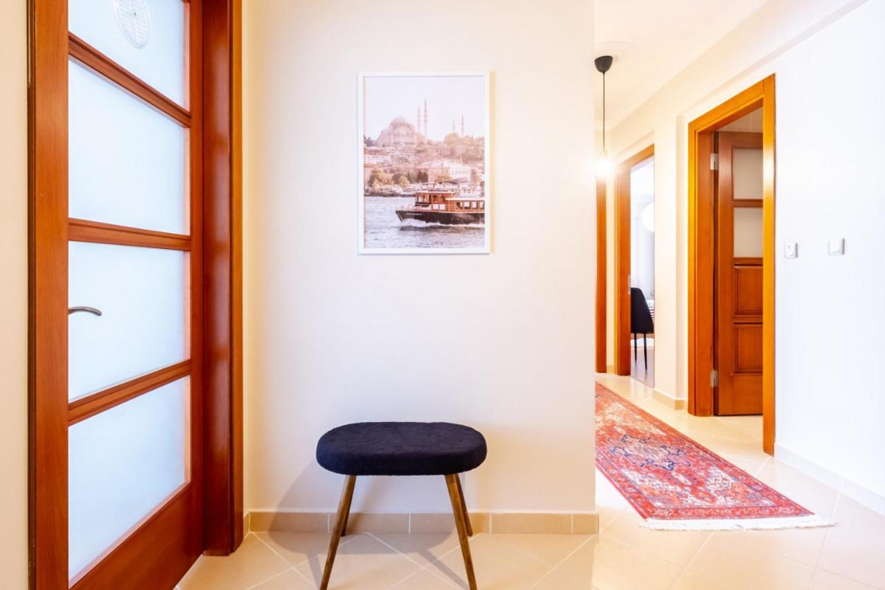 Ferienwohnung Comfy Flat Near Popular Attractions In Sisli Istanbul Exterior foto
